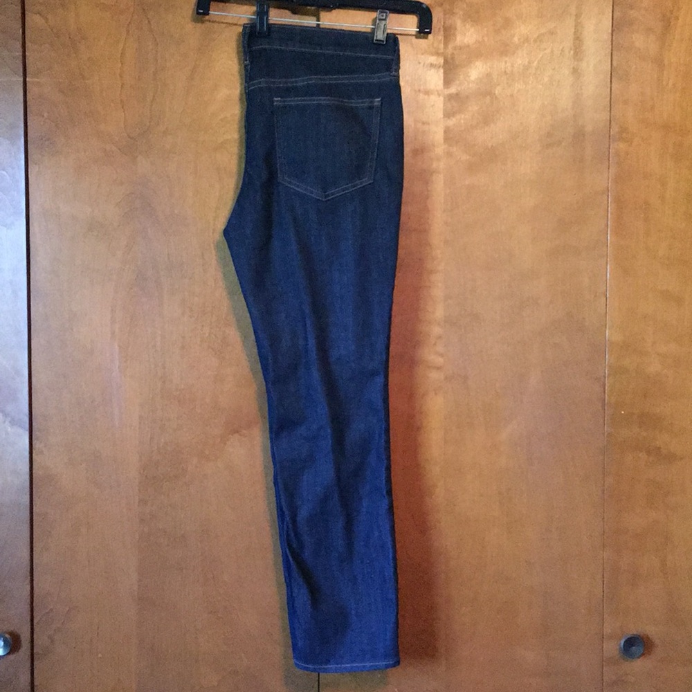 Women’s Old Navy skinny jeans size 12 short